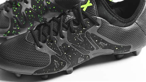 adidas   blackyellownight metallic soccerbible