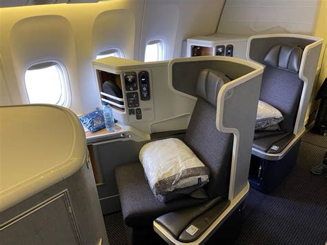 boeing  interior pictures business class cabinets matttroy