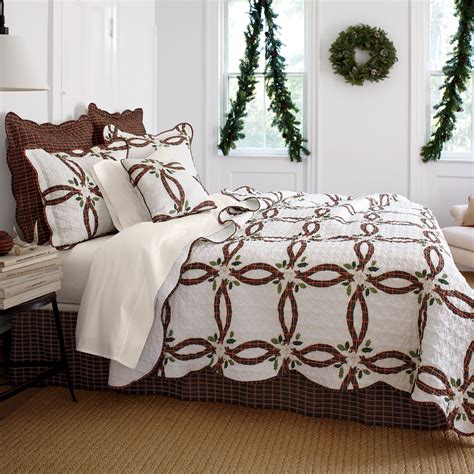 holly christmas quilt set  size bedding brylane home