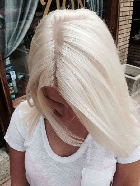 20 Kurze Eis Blonde Haarfarbe Blonde Frisuren Weiß Platinum Blonde B
