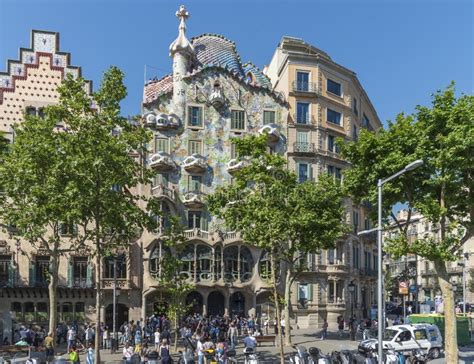 mooie architectuur oude gebouwen  barcelona het beroemde toeristencentrum  europa het