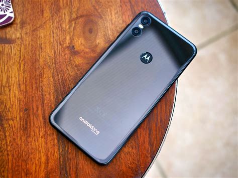 motorola  review  meat  potatoes smartphone android central