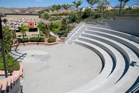 city continues discussion  amphitheater