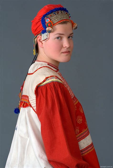 Traditional Russian Costume Русская мода Праздничные наряды