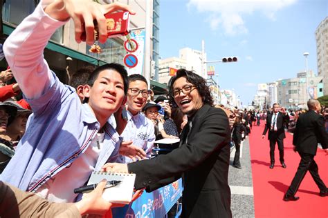 okinawa film fest gives fans an up close view of the stars the japan