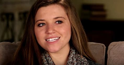 Joy Anna Duggar S Cousin Deleted A Photo Of Her Hospital Birth After It