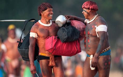 brazil s yawalapiti tribe take part in a ritual to honour the dead