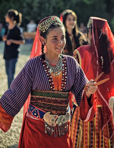 Community Day At Çatalhöyük Turkey Turkish Clothing Folk Clothing