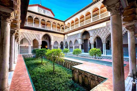 real alcazar  seville  complete guide city sightseeing
