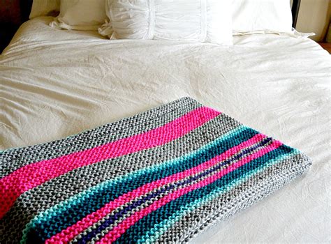easy native stripes knit blanket throw mama   stitch