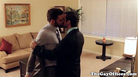 Gay Officesex Hunks Blow Their Loads Xnxx