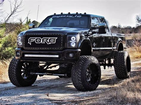 black lifted ford