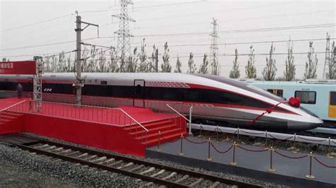 china develops high speed train  run   rail systems cgtn