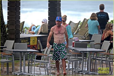 dennis quaid goes shirtless looks incredibly ripped at 61