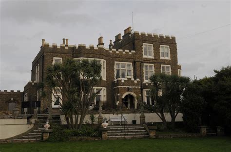 bleak house  million broadstairs home favourited  charles dickens kent