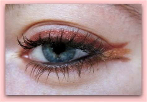 bright eyeshadow beautiful colorful makeup  sparkling eye shadow