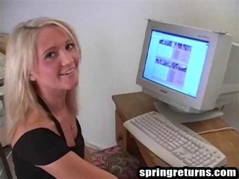 Horny Girl Masturbates Whiel Watching Porn On Gotporn