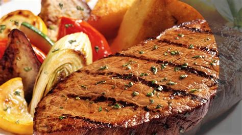 membuat daging empuk  steak