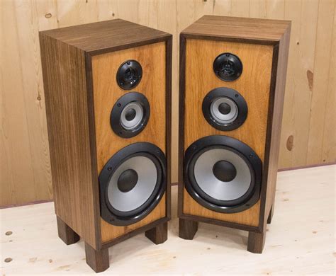 plywood speaker cabinet pa knock  trapezoid plywood speaker cabinet   driver jiji