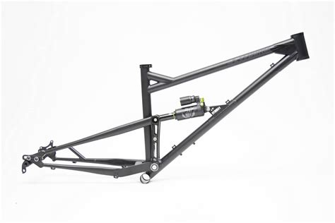 nv er mm rear travel chromoly steel full suspension enduro mtb frame ferrum bikes