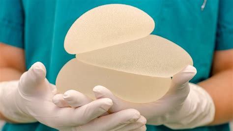 all about textured breast implants