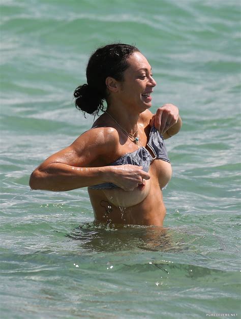 Lilly Becker New Nude And Hot Bikini Ass Beach Photos