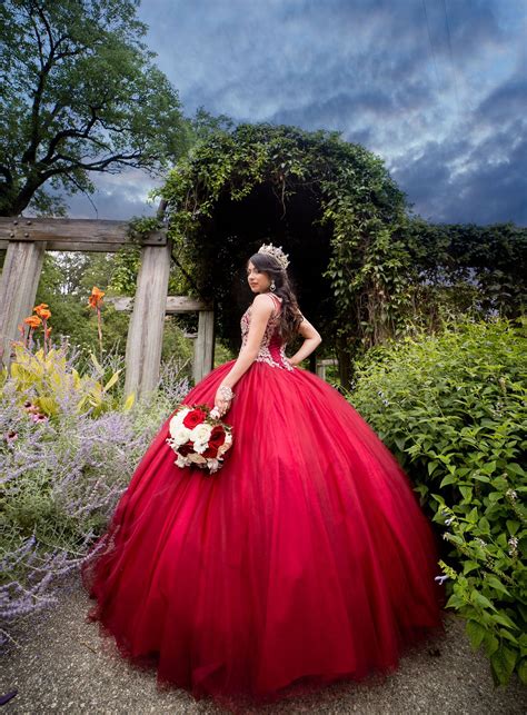 quinceanera photography  video raleigh nc quinceanera poses quinceanera photography