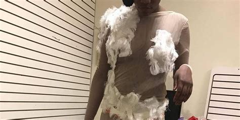 This Mom Called Out The Designer Of Her Daughter S Terrible Prom Dress