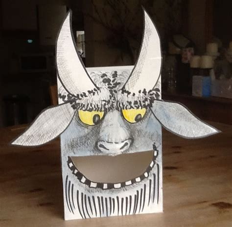 where the wild things are box mask slips over head