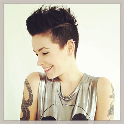 35 Androgynous Gay And Lesbian Haircuts With Modern Edge