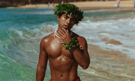 Your Gay Hawaii Travel Guide Gayety