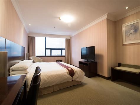 Best Price On Regal Shanghai East Asia Hotel In Shanghai Reviews