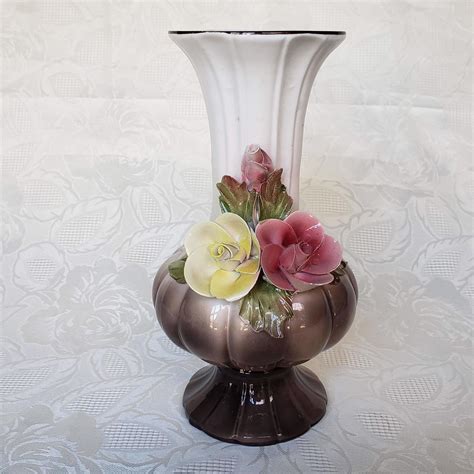 vintage capodimonte vase aunt gladys attic serstyle vintage