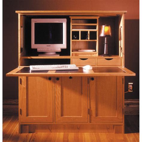 home office hideaway computer desk woodworking plan  wood magazine