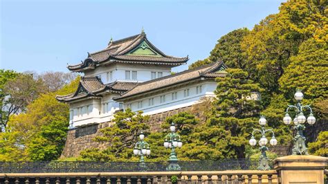 tokyo imperial palace tokyo book  tours getyourguidecom
