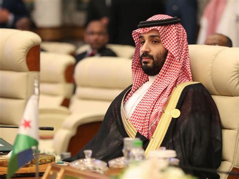 protect    family saudi critics  fear long reach   crown kpcw
