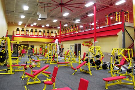 retro fitness franchises  mezzanines   room  additional