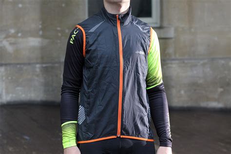 review dhb flashlight windproof gilet roadcc