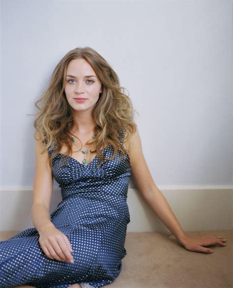 emily blunt nude photos and uncensored videos nsfw