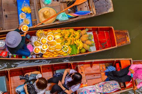 floating markets bangkok einkaufen auf dem longtailboot