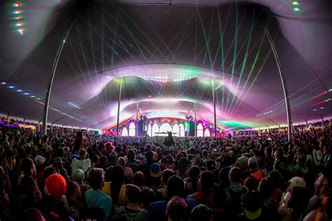 festival freaky deaky chicago ill tickets and lineup on oct 28 2016 at toyota park