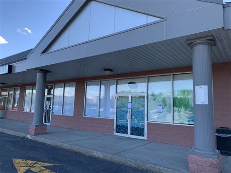 suburban massage parlor openly sold sex  shopping plaza
