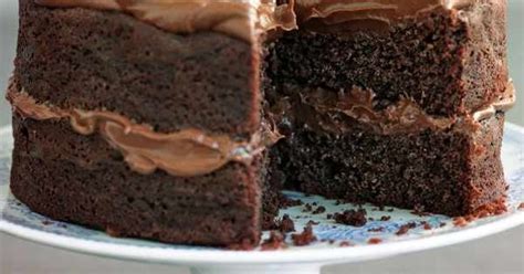 18 easy and delicious small cake recipes to serve two