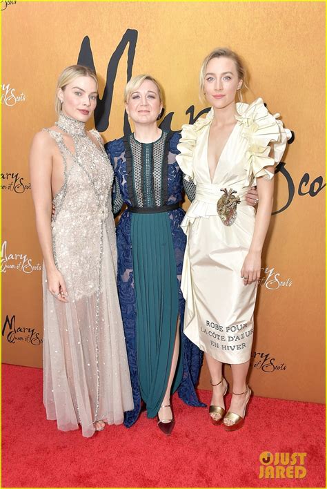Margot Robbie And Saoirse Ronan Team Up For Mary Queen Of Scots Nyc
