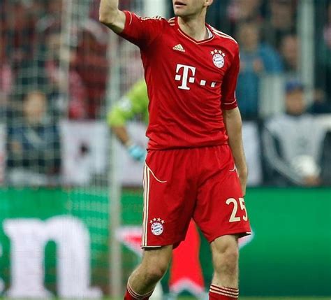Manchester United Transfer News Thomas Muller Signs New Bayern Munich