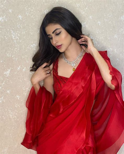 Mouni Roy Spills Sass Over Social Media With Sultry Saree Pics Check