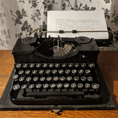 typewriter   royal portable rtypewriters