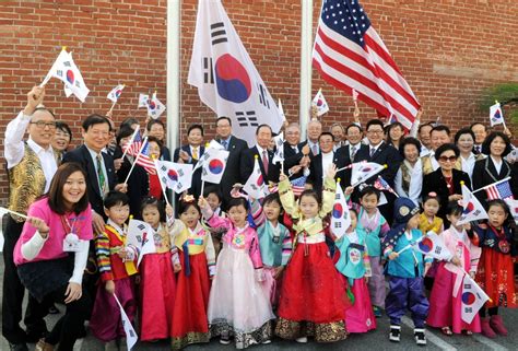 ny     designating  korean american family month  korea times