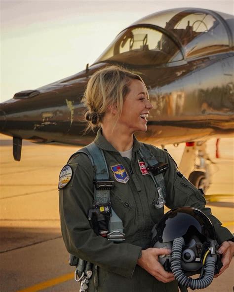 Pin By Miss B On Military Women Military Women Women In Uniform Air