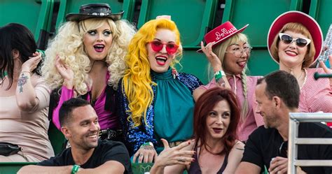 Dolly Parton’s New York Fans Dress Exactly Like Her